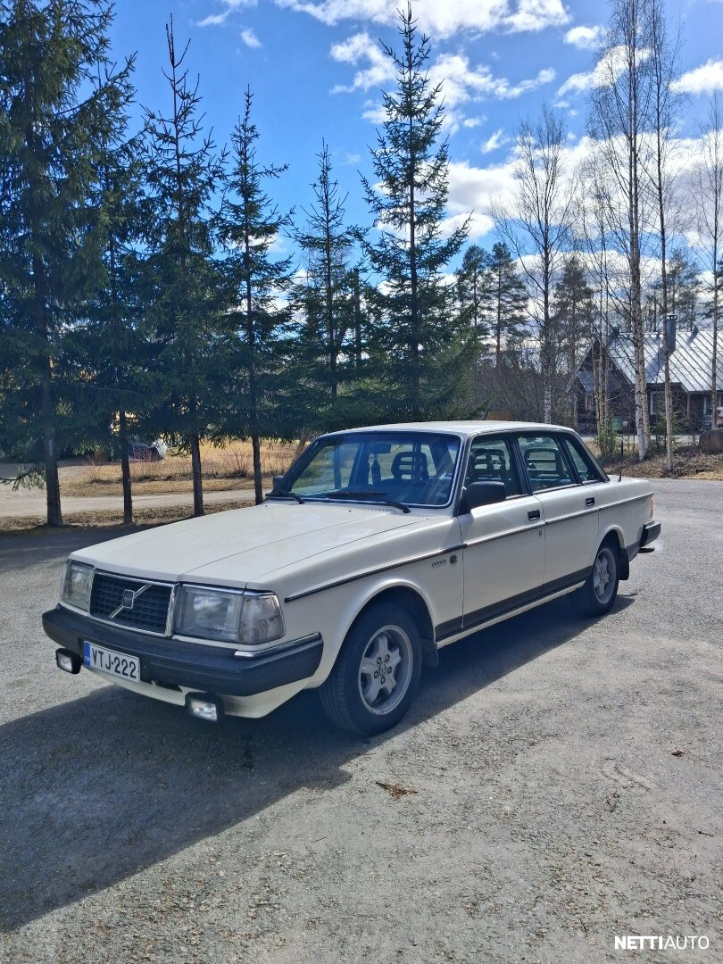 Volvo 240