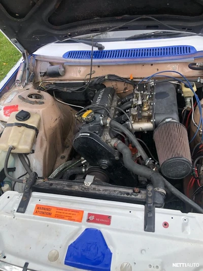 Volvo 244 1980, photo 7/8