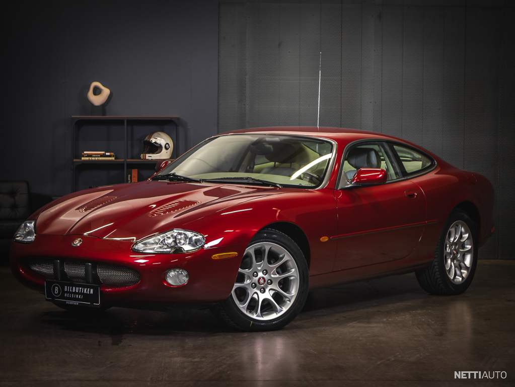 Jaguar XKR