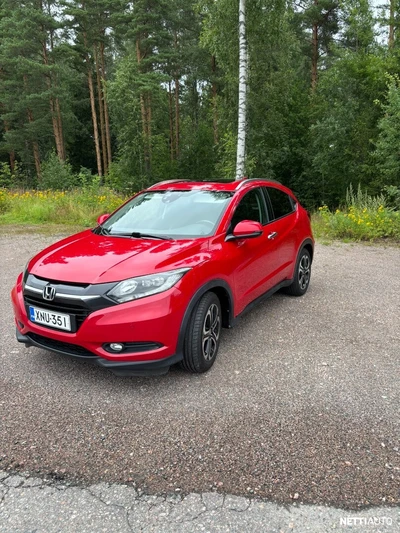 Honda HR-V 1,5 Executive CVT 2016, photo 1/17