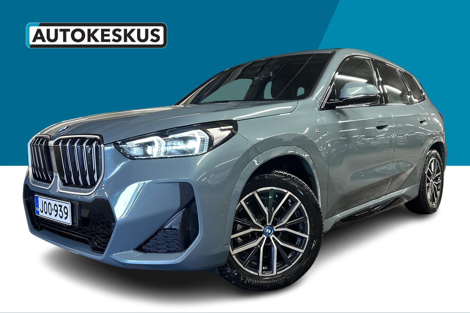 BMW iX1