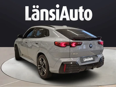 BMW iX2 U10 xDrive30 M-Sport Pro 2026, photo 6/8