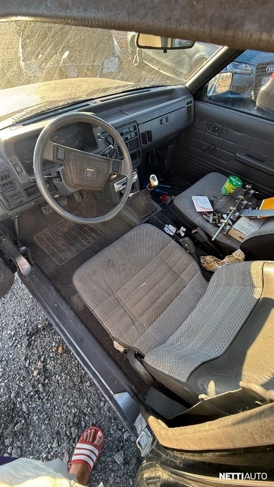 Mazda B B 1992, photo 5/14