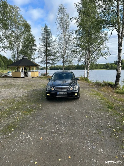 Mercedes-Benz E 2003, kuva 5/9