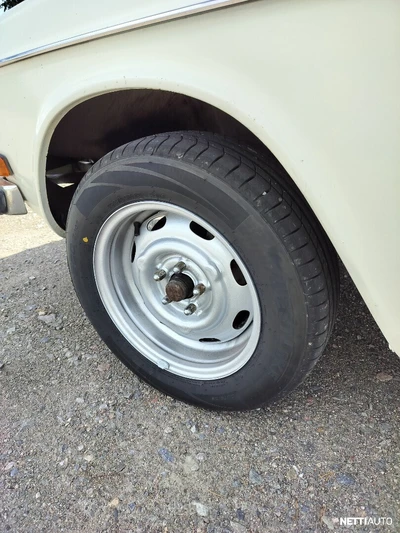 Volvo 142 1972, kuva 7/13