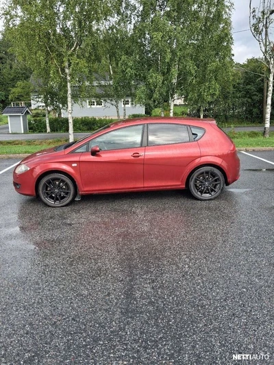 Seat Leon 1,9 TDI Stylance 2008, photo 2/15