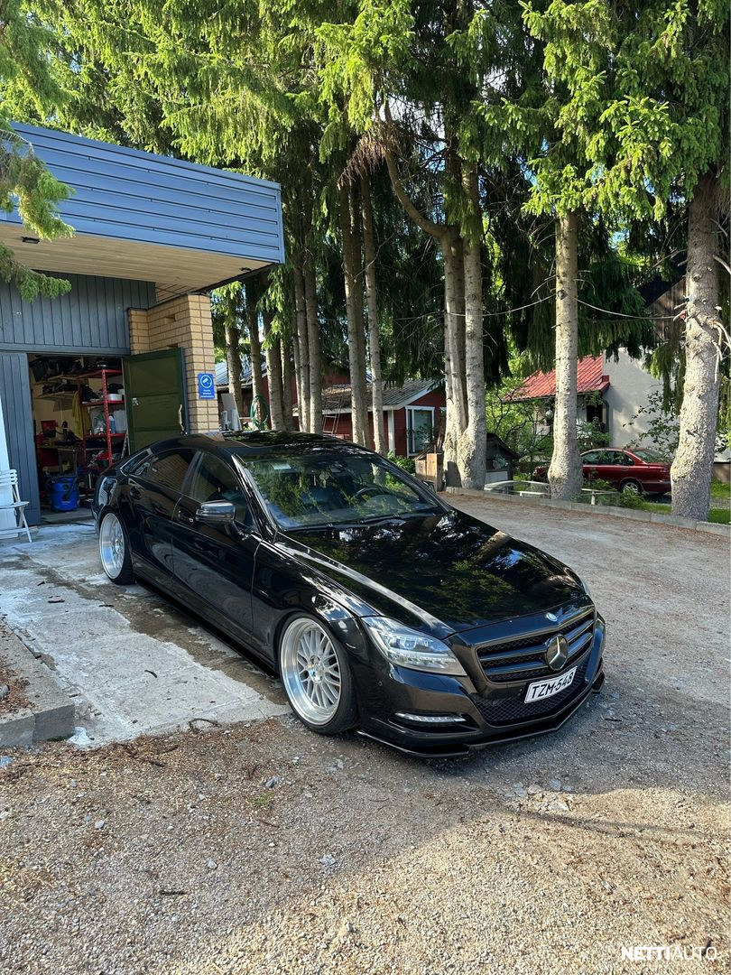 Mercedes-Benz CLS
