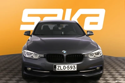 BMW 320 2017, photo 2/39