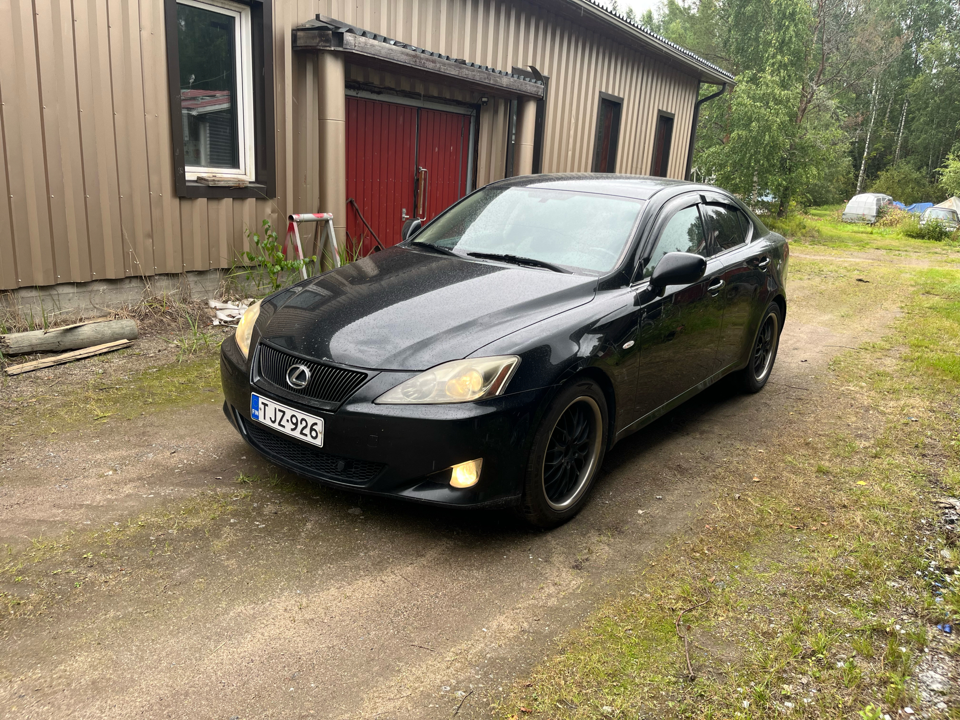 Lexus IS