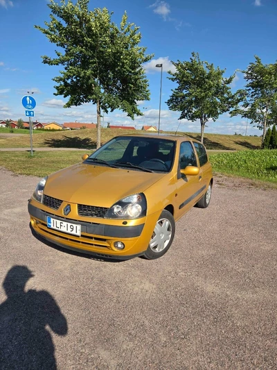 Renault Clio 1,2l 16v 2001, kuva 1/11