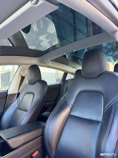 Tesla Model 3 Long-Range Dual Motor AWD 2019, photo 7/7