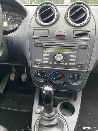 Ford Fiesta 2006, photo 6/7