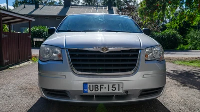 Chrysler Grand Voyager 3,8 V6 A6 LX 2008, kuva 2/23