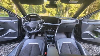 Opel Mokka-e Executive 136 automaatti 2022, photo 7/24