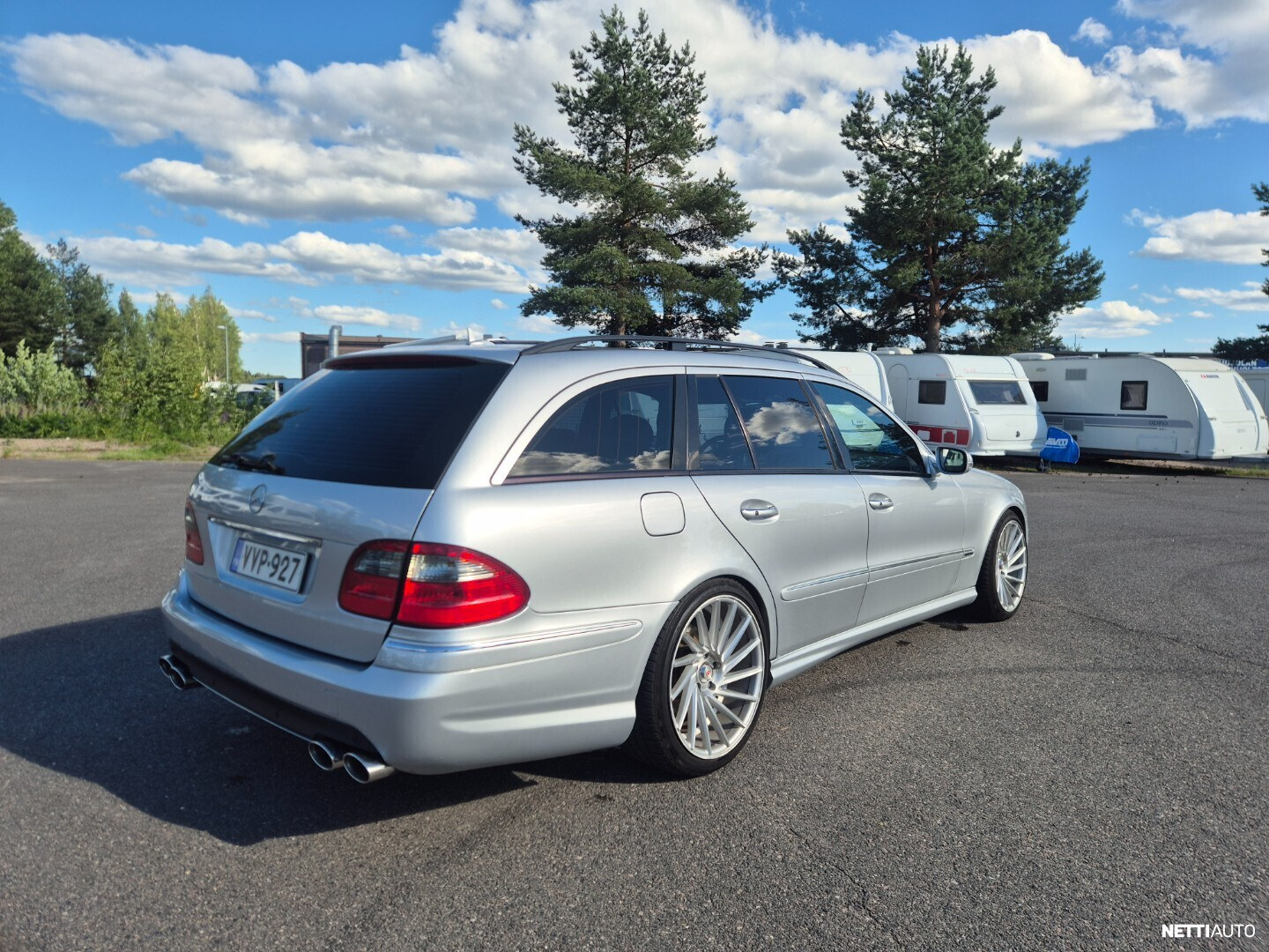 Mercedes-Benz E