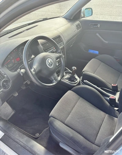 Volkswagen Golf 1,8 GTI Turbo 5d 2000, photo 6/12