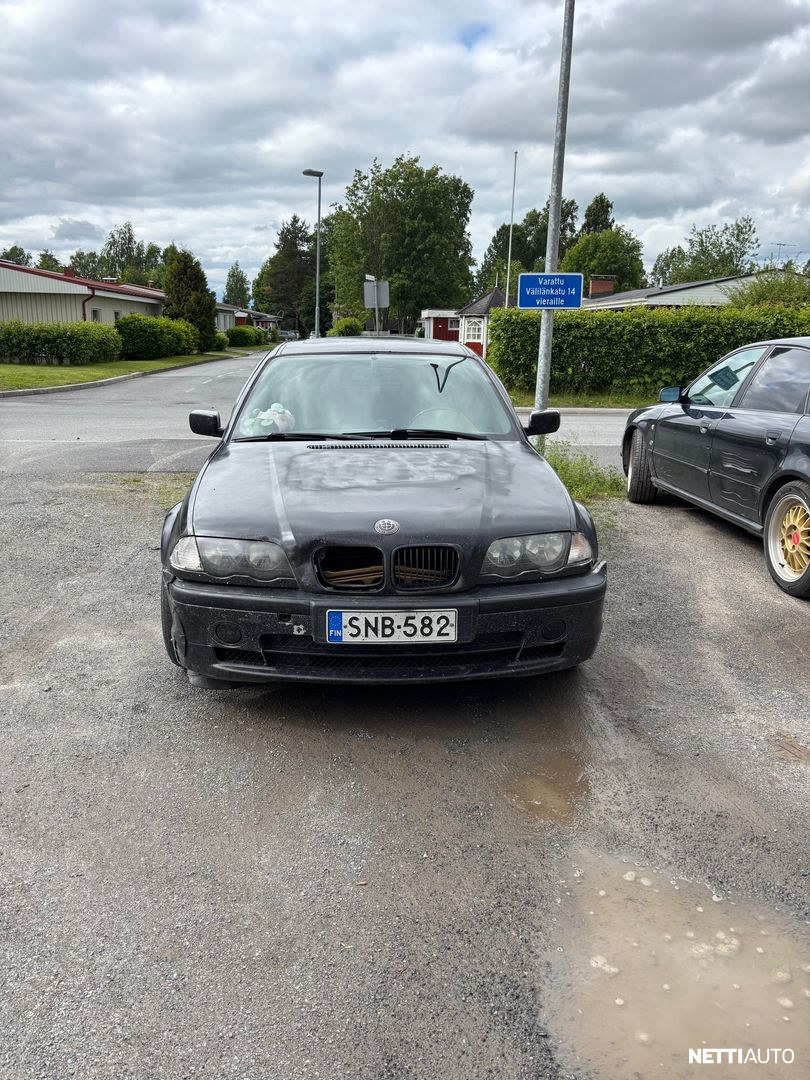 BMW 318
