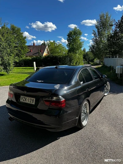 BMW 330 2005, photo 5/17