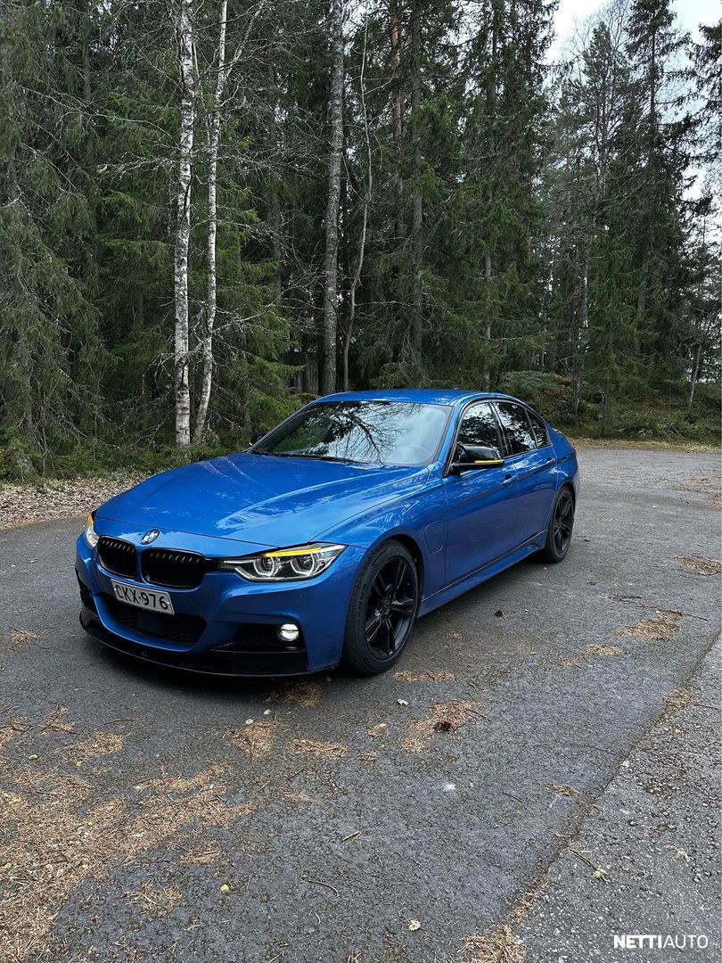 BMW 330