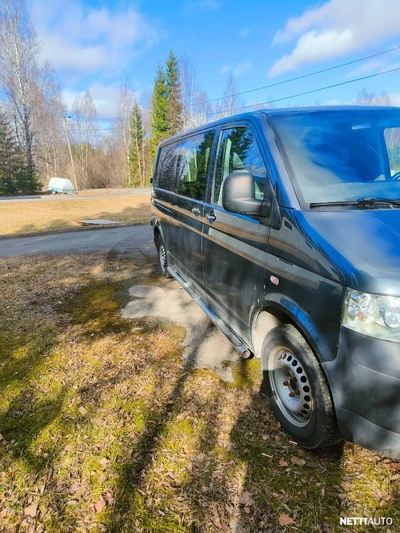 Volkswagen Transporter 2009, photo 2/8
