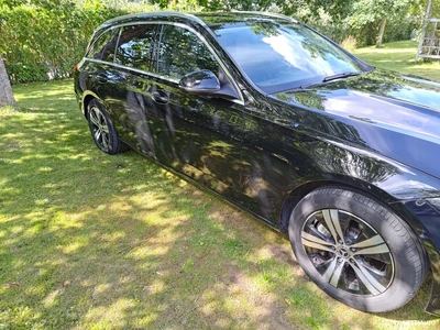 Mercedes-Benz C 300 e T A 2023, kuva 1/9