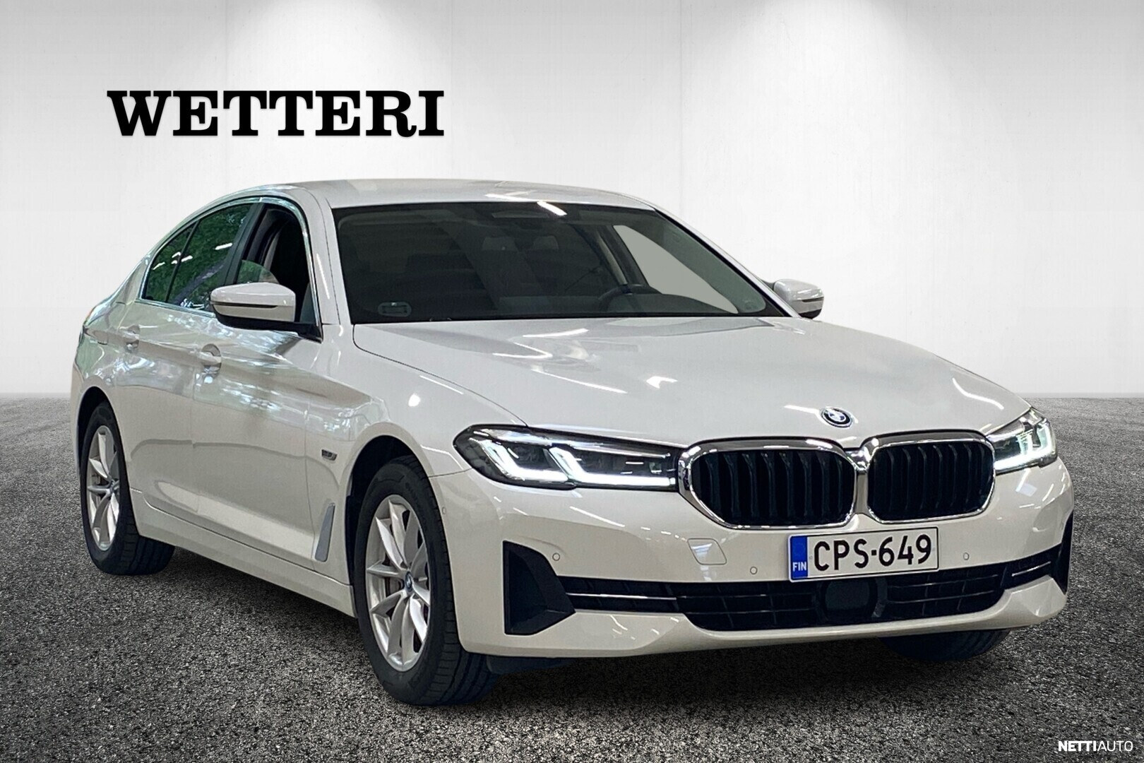 BMW 530