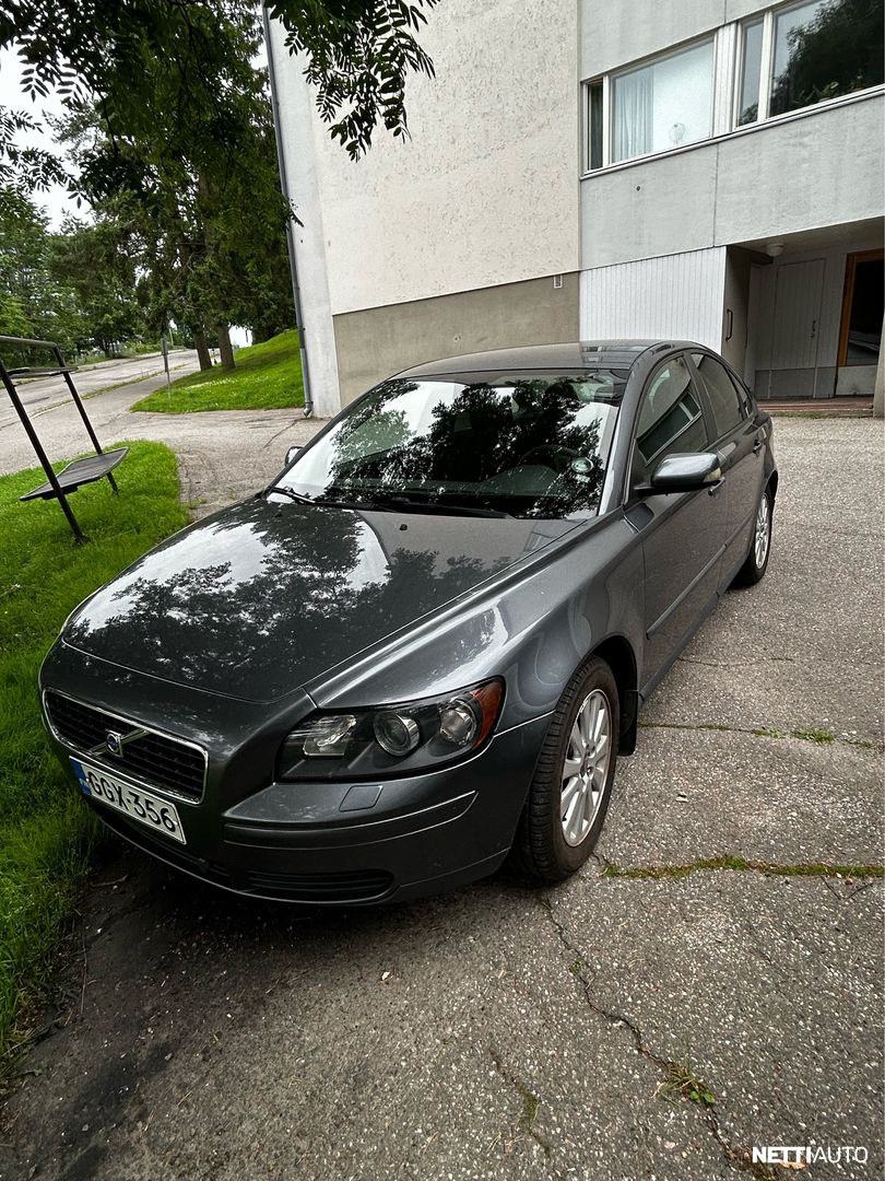 Volvo S40
