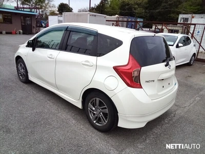 Nissan Note 98hv 2012, photo 4/21