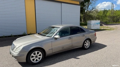 Mercedes-Benz E 200 2003, kuva 5/29