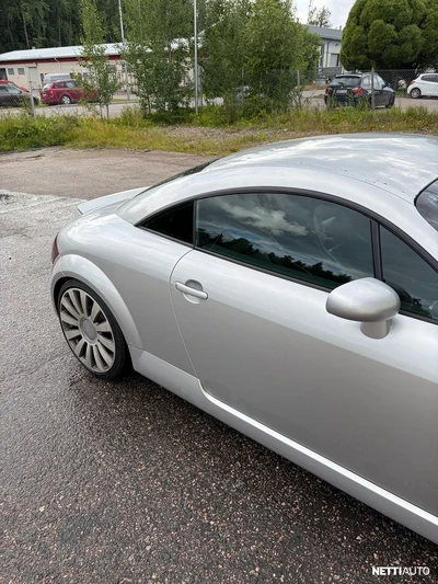 Audi TT 2000, photo 5/7