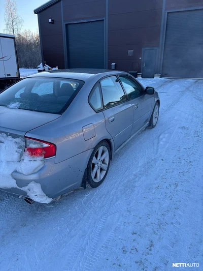 Subaru Legacy 2008, kuva 2/8