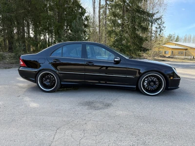 Mercedes-Benz C 55 AMG 2005, kuva 6/12