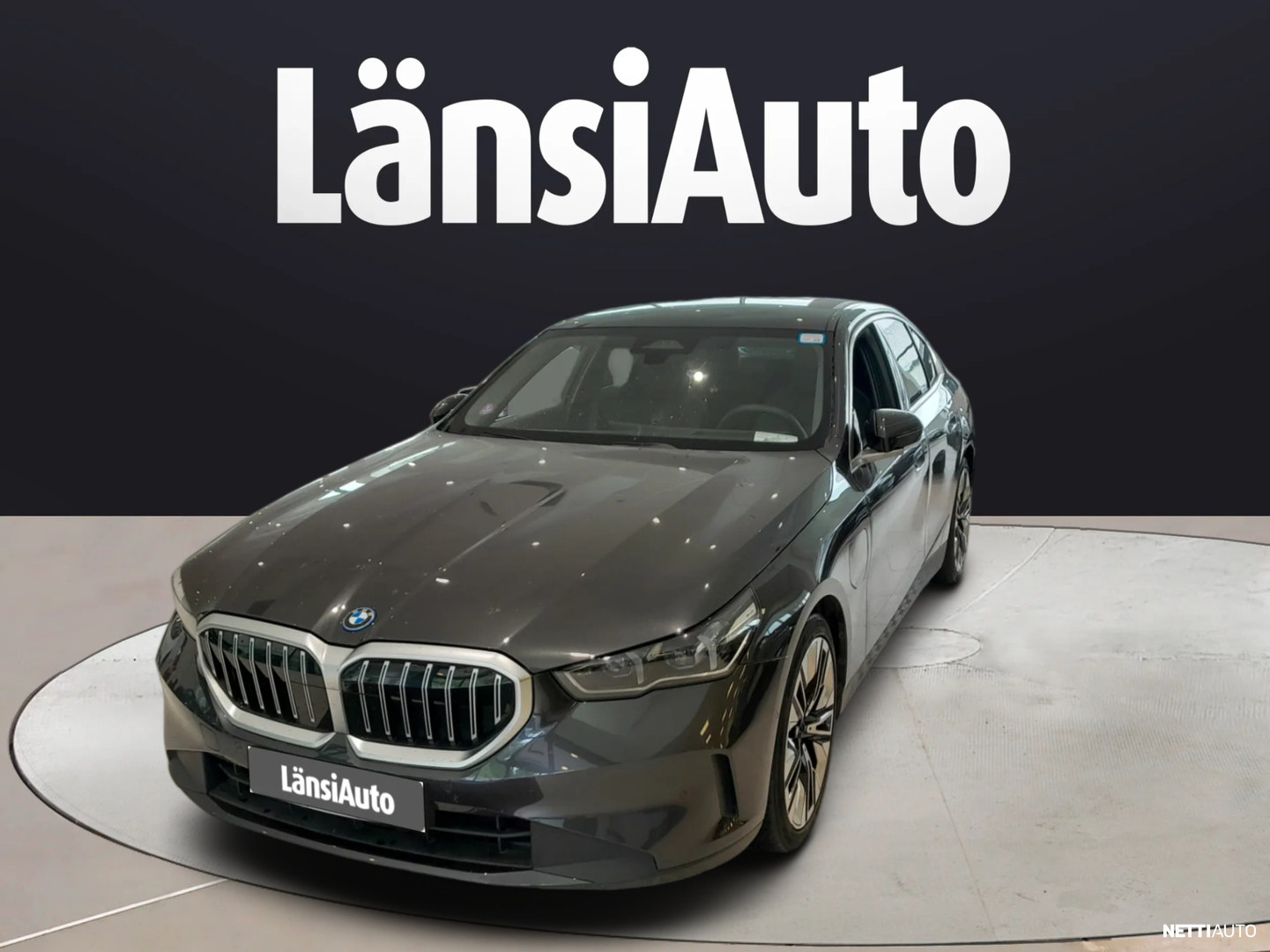 BMW 550
