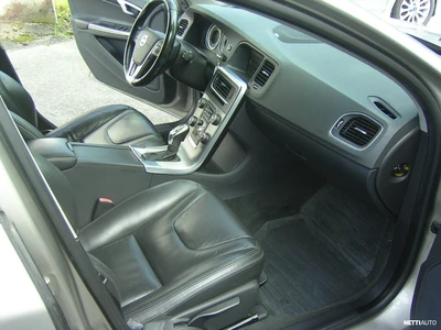 Volvo V60 D5 AWD Summum aut 2012, photo 7/14