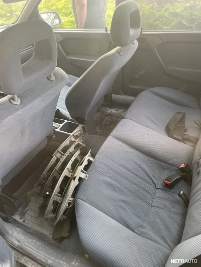 Opel Vectra 1992, kuva 4/12
