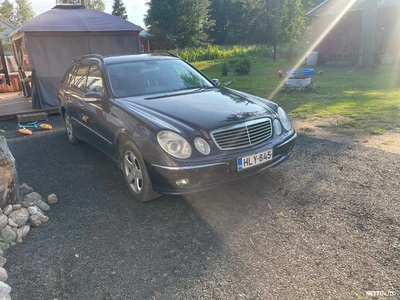Mercedes-Benz E 2005, kuva 2/8