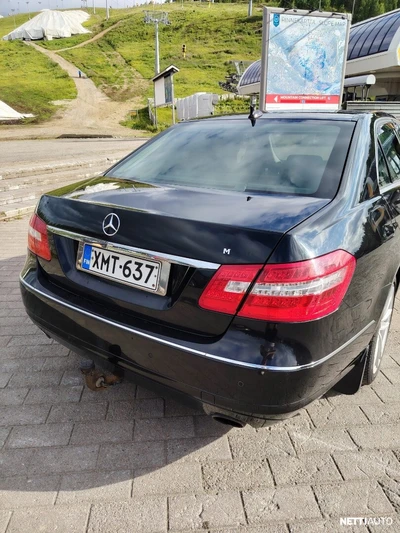 Mercedes-Benz E 2009, photo 2/24