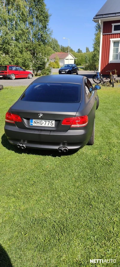 BMW 335 2007, photo 6/15