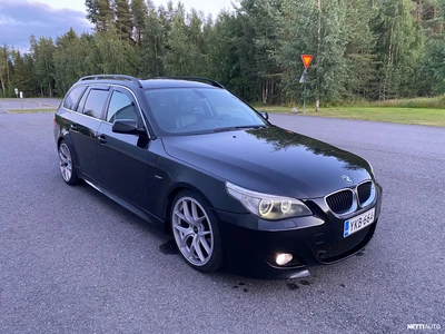 BMW 525 i Touring 2004, photo 6/7