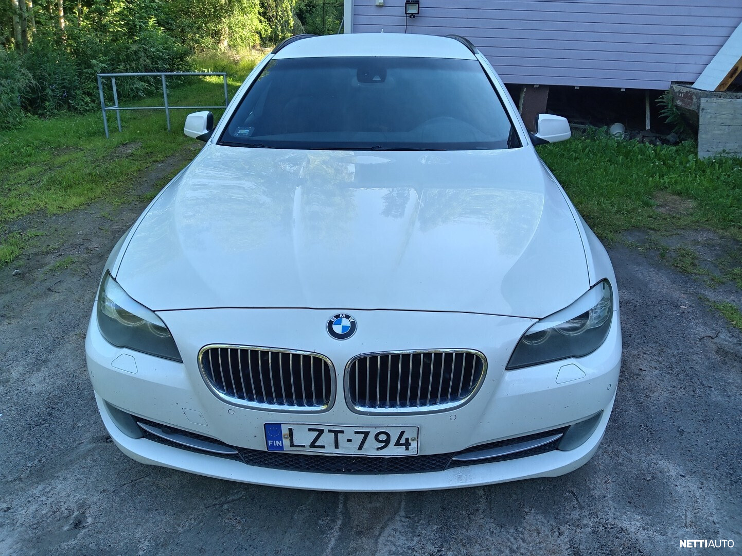 BMW 525