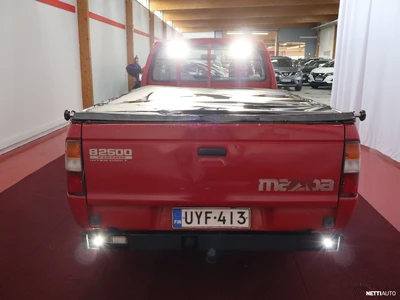 Mazda B2500 2002, photo 7/26