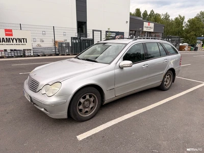Mercedes-Benz C 220 2003, kuva 1/14