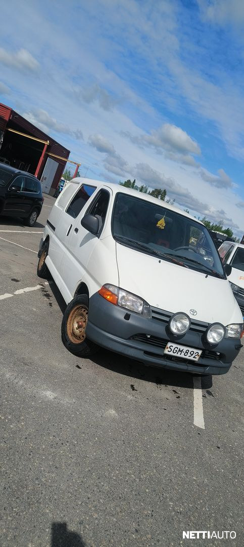 Toyota Hiace