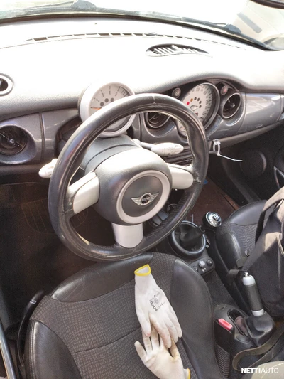 MINI Cooper 1.6 2004, photo 4/7