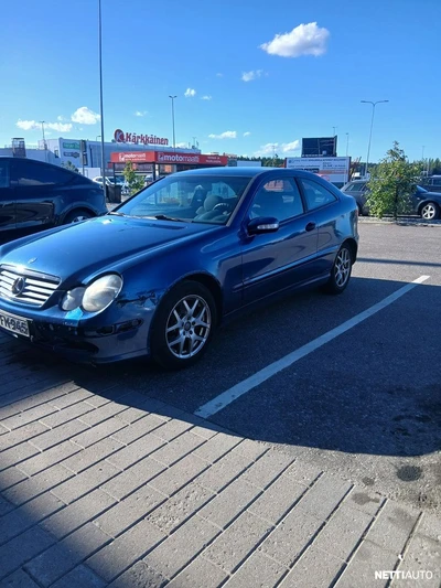 Mercedes-Benz C C 200 Kompressor 2002, photo 4/19