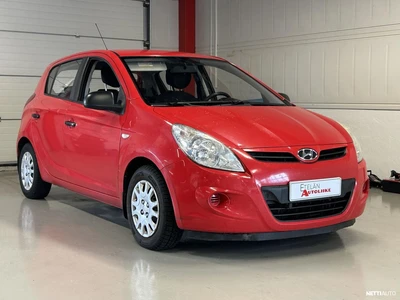 Hyundai i20 2010, photo 1/9