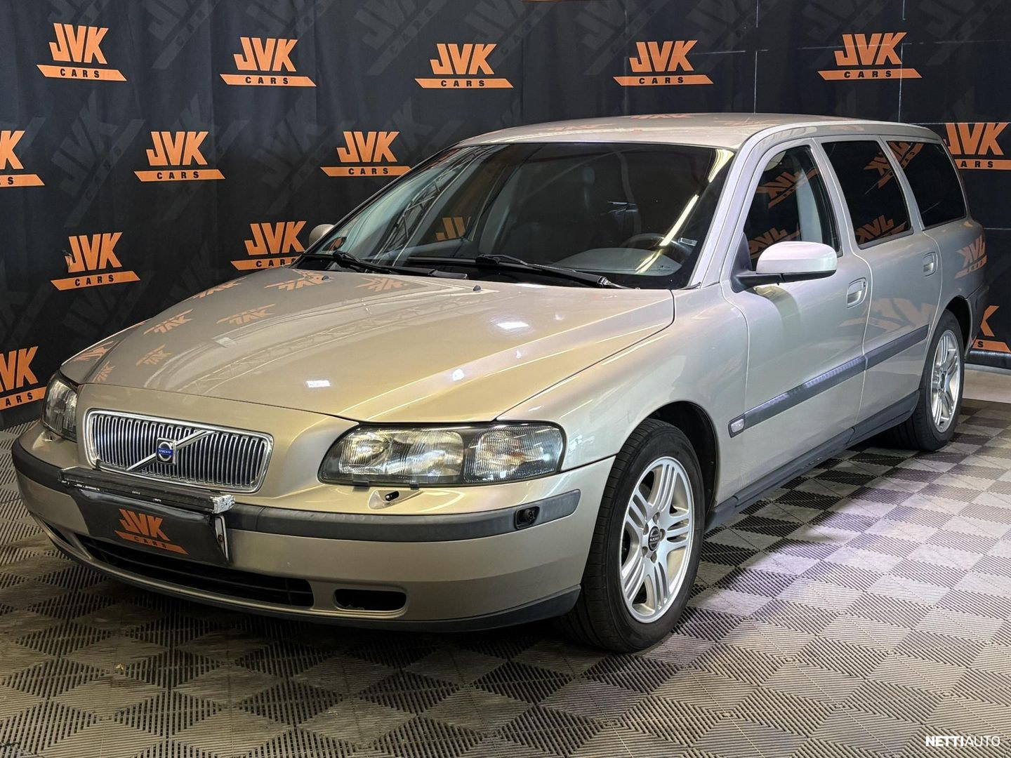 Volvo V70