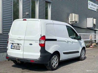 Ford Transit Courier 2016, photo 3/8