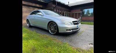 Mercedes-Benz CLS 2004, kuva 4/14