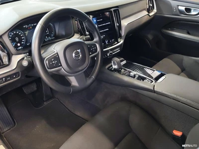 Volvo V60 2021, photo 5/18